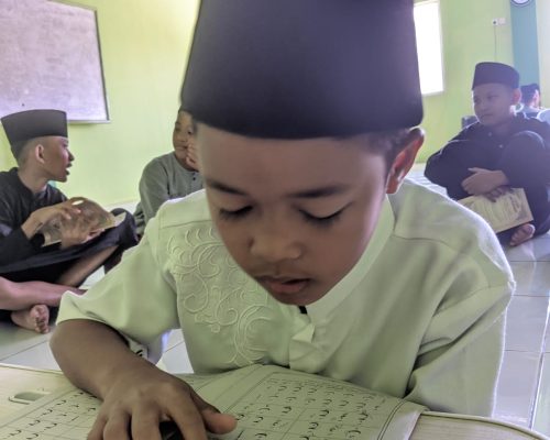 Bukan Sekadar Hafal: Membangun Karakter Bersama Al-Qur’an